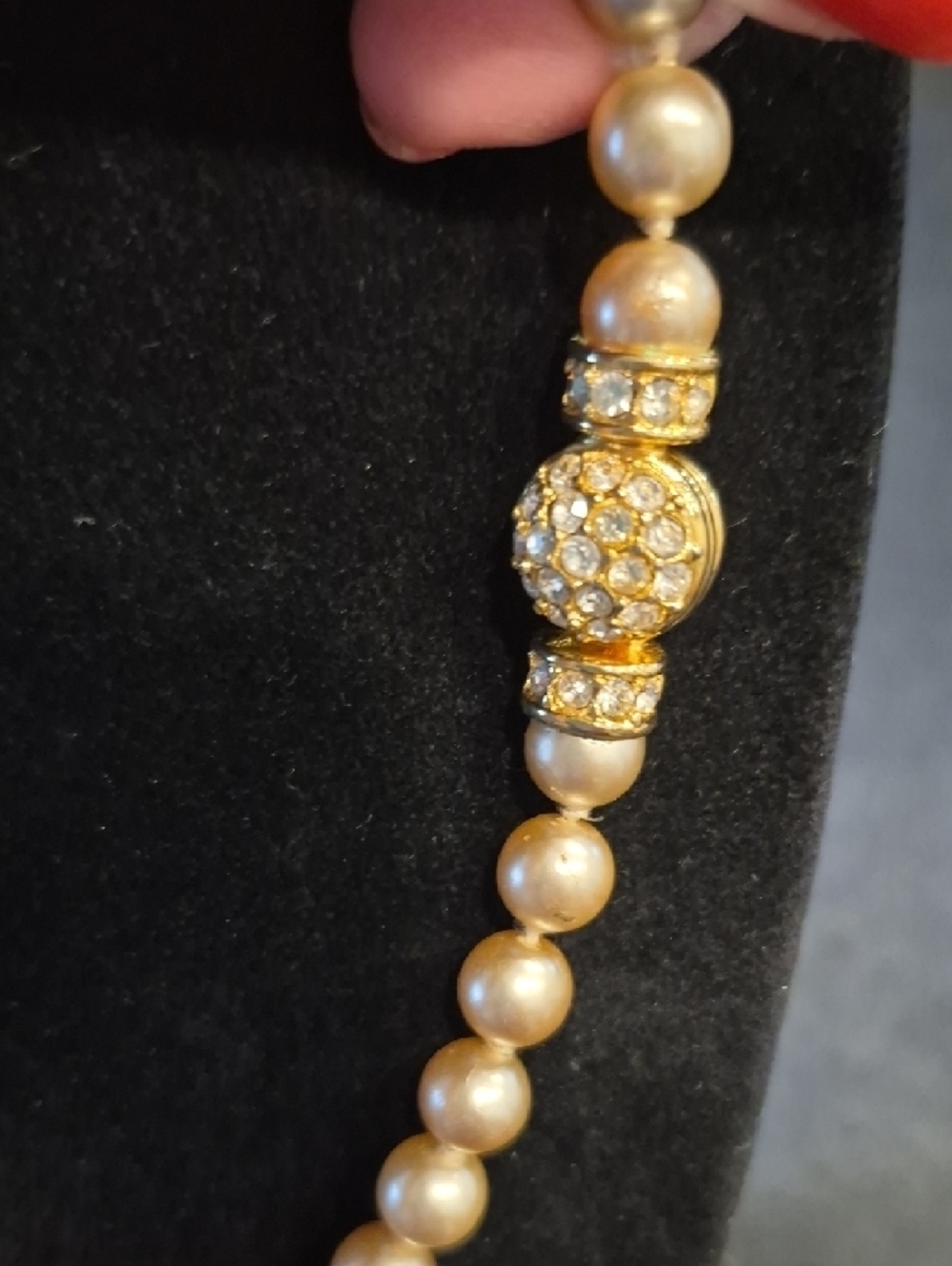 Vintage Nolan Miller Champagne 18 Inch Pearl Necklace With Rhinestone Accents - Picture 2 of 7